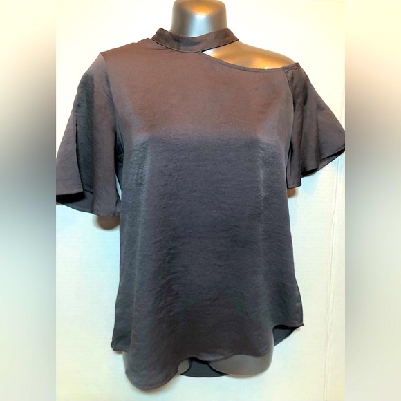 Express Off 1 Shoulder Blouse - Picture 1 of 7